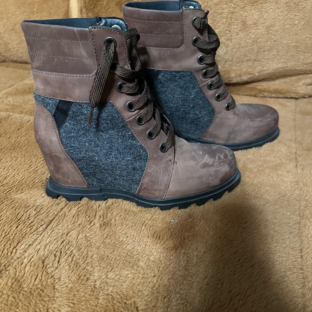 Sorel Brown and Gray Women's Wedge Boots